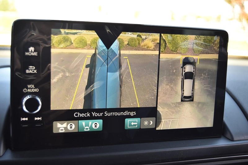 Honda Pilot Vehicle Full-screen Gallery Image 17