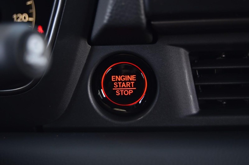 Honda Pilot Vehicle Full-screen Gallery Image 22