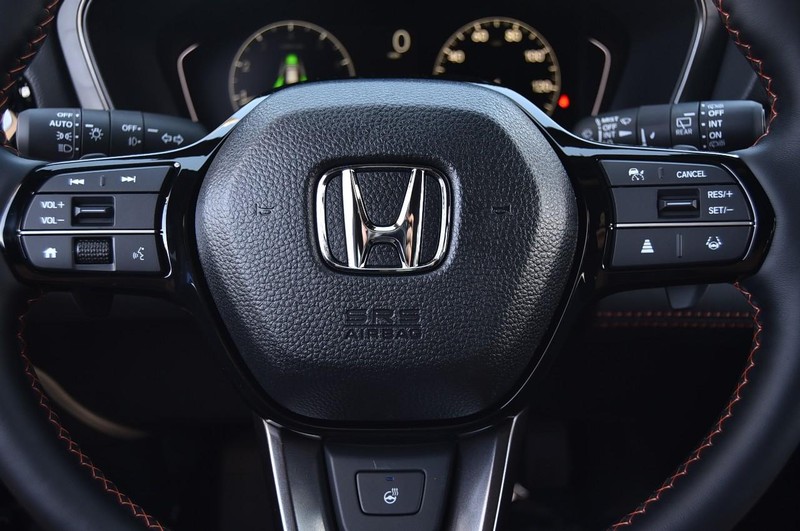 Honda Pilot Vehicle Full-screen Gallery Image 23