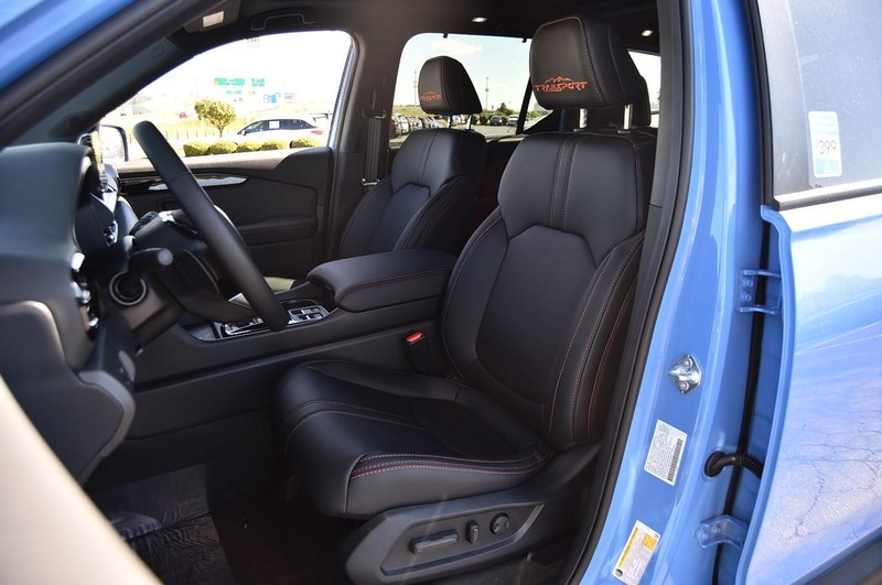 Honda Pilot Vehicle Full-screen Gallery Image 24