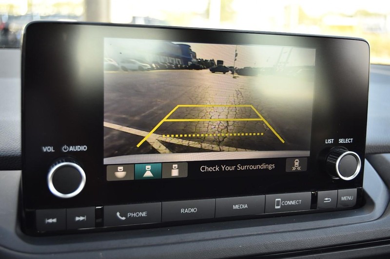 Honda Accord Sedan Vehicle Full-screen Gallery Image 12