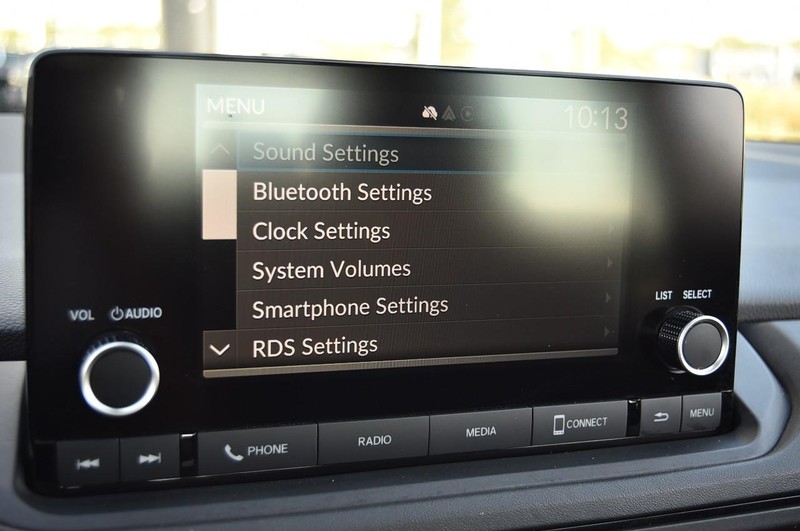 Honda Accord Sedan Vehicle Full-screen Gallery Image 14