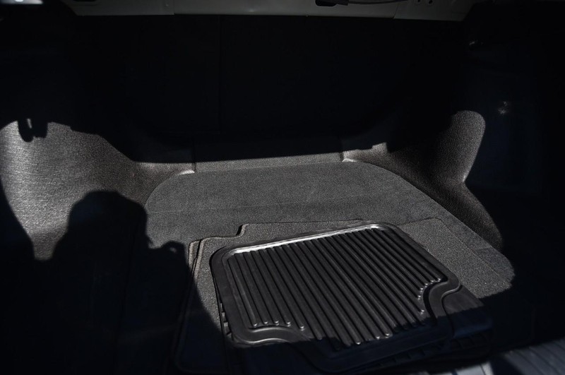 Honda Accord Sedan Vehicle Full-screen Gallery Image 24