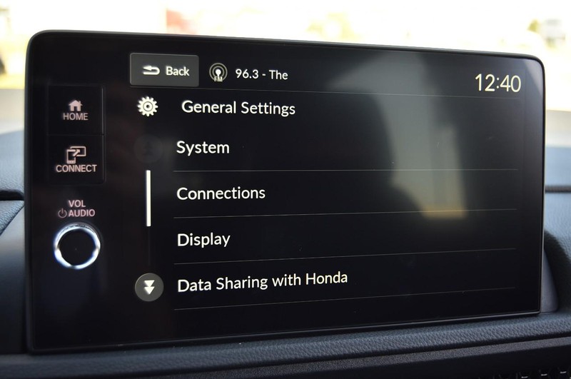 Honda CR-V Hybrid Vehicle Image 15