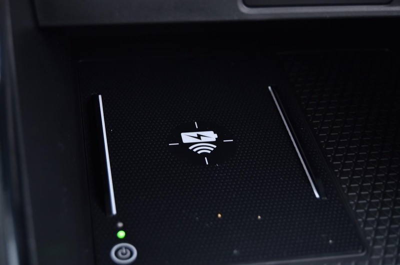 Honda CR-V Hybrid Vehicle Image 18