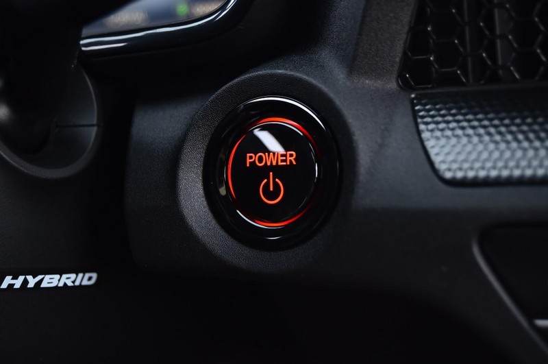 Honda CR-V Hybrid Vehicle Image 20