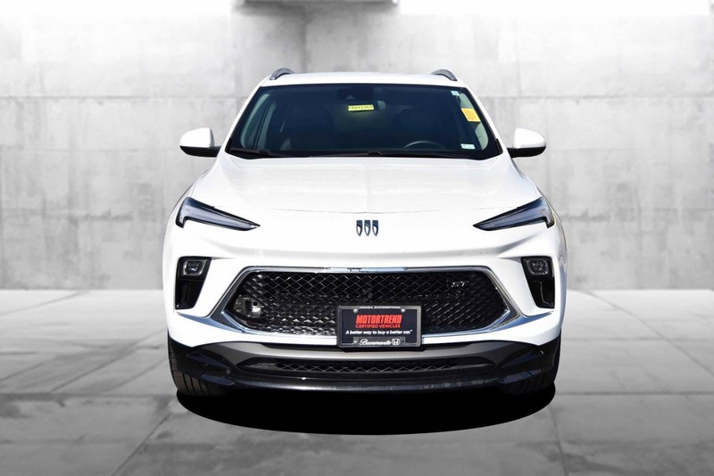 Buick Encore GX Vehicle Image 04