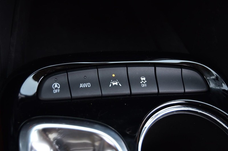 Buick Encore GX Vehicle Image 16