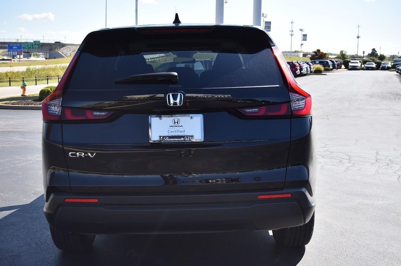 Honda CR-V Vehicle Full-screen Gallery Image 6