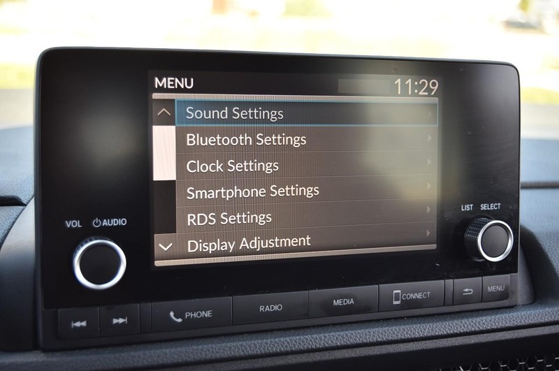 Honda CR-V Vehicle Full-screen Gallery Image 15