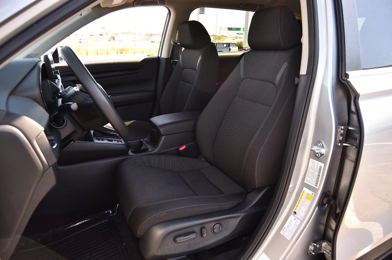 Honda CR-V Vehicle Image 21