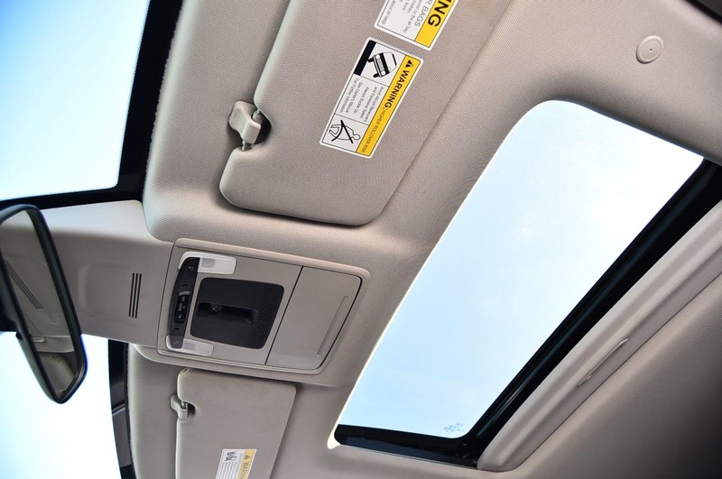 Honda CR-V Vehicle Image 23