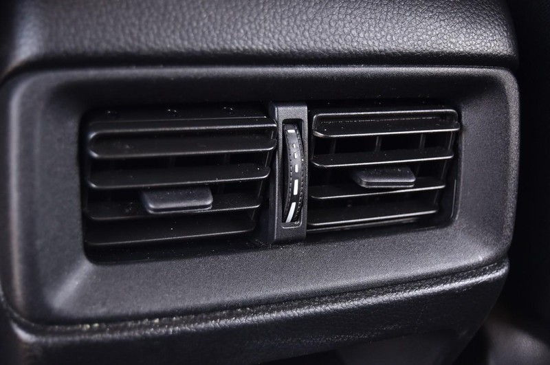 Honda CR-V Vehicle Image 25