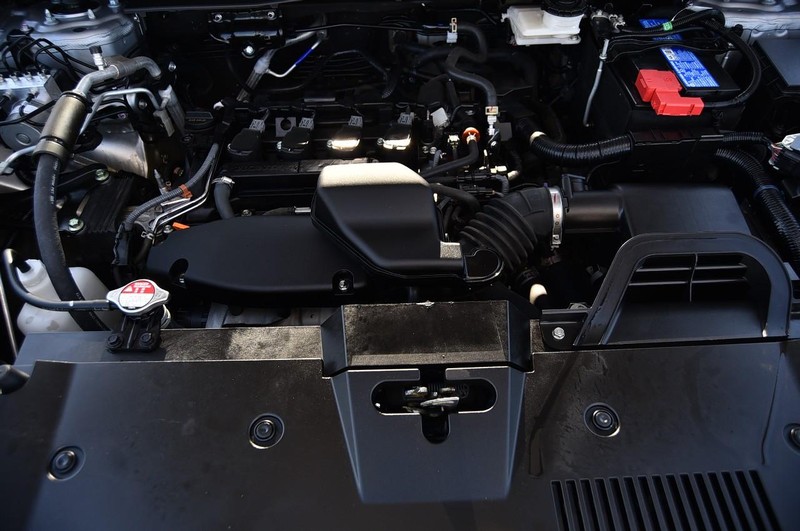 Honda CR-V Vehicle Image 28