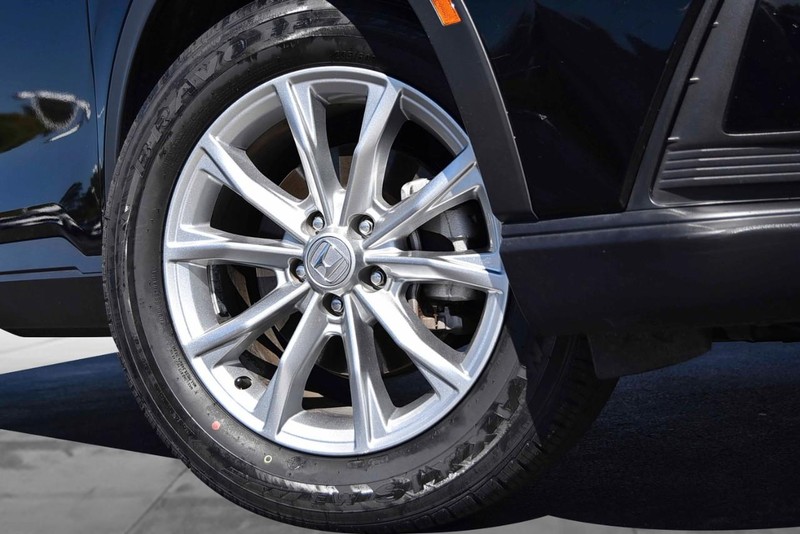 Honda CR-V Vehicle Full-screen Gallery Image 3