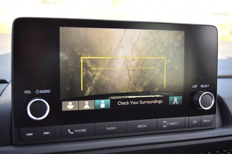 Honda CR-V Vehicle Full-screen Gallery Image 14