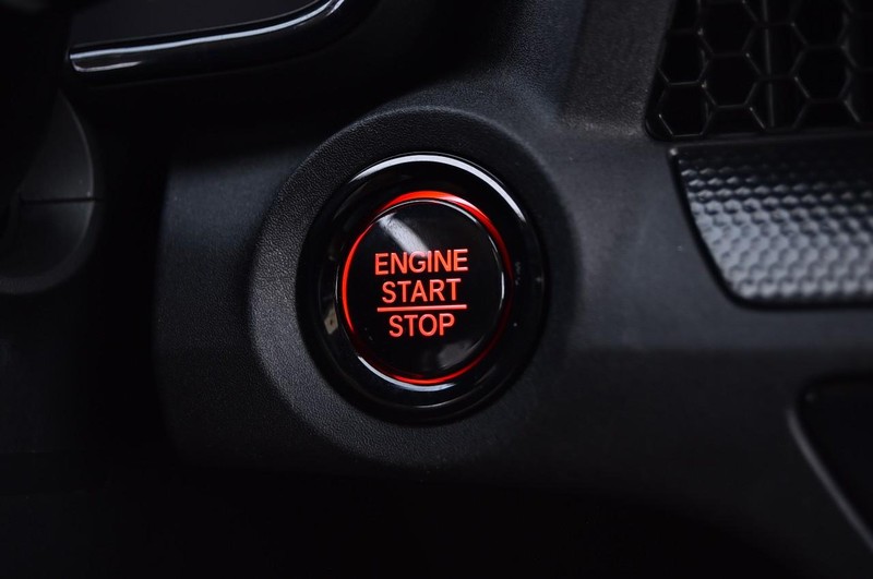 Honda CR-V Vehicle Full-screen Gallery Image 19