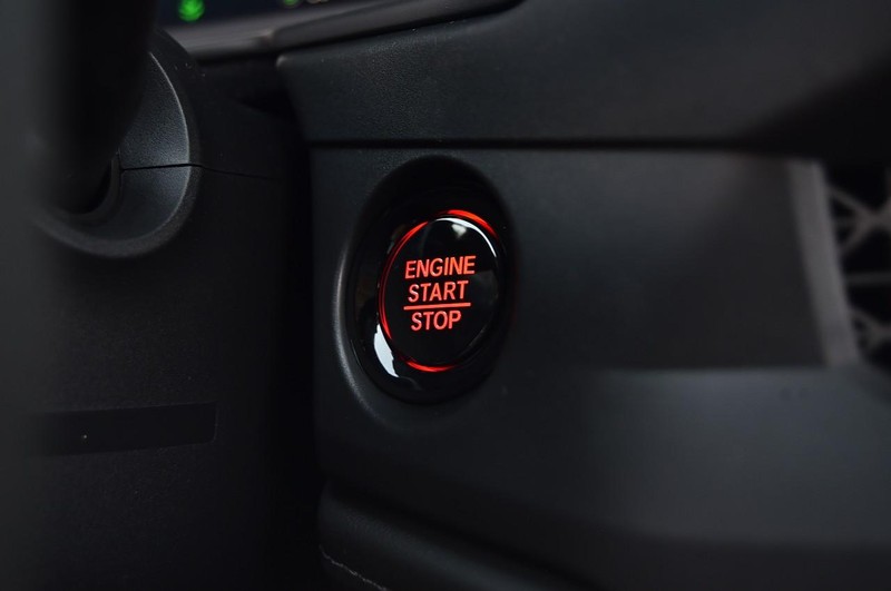 Honda Accord Sedan Vehicle Full-screen Gallery Image 18