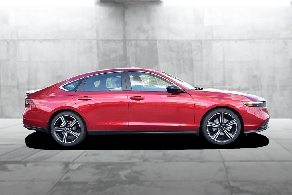 Honda Accord Hybrid Vehicle Image 05