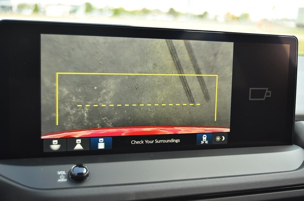 Honda Accord Hybrid Vehicle Image 13