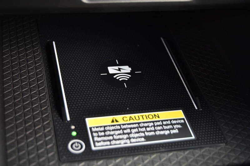 Honda Accord Hybrid Vehicle Full-screen Gallery Image 17