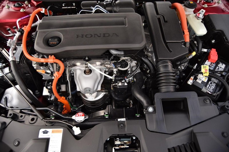 Honda Accord Hybrid Vehicle Full-screen Gallery Image 27