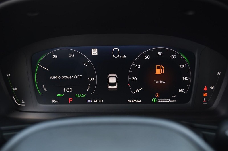 Honda Accord Hybrid Vehicle Full-screen Gallery Image 11