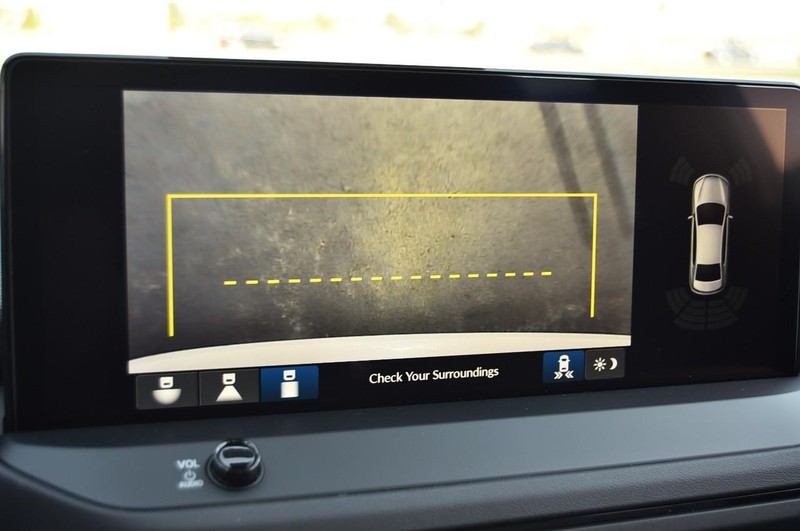 Honda Accord Hybrid Vehicle Full-screen Gallery Image 14