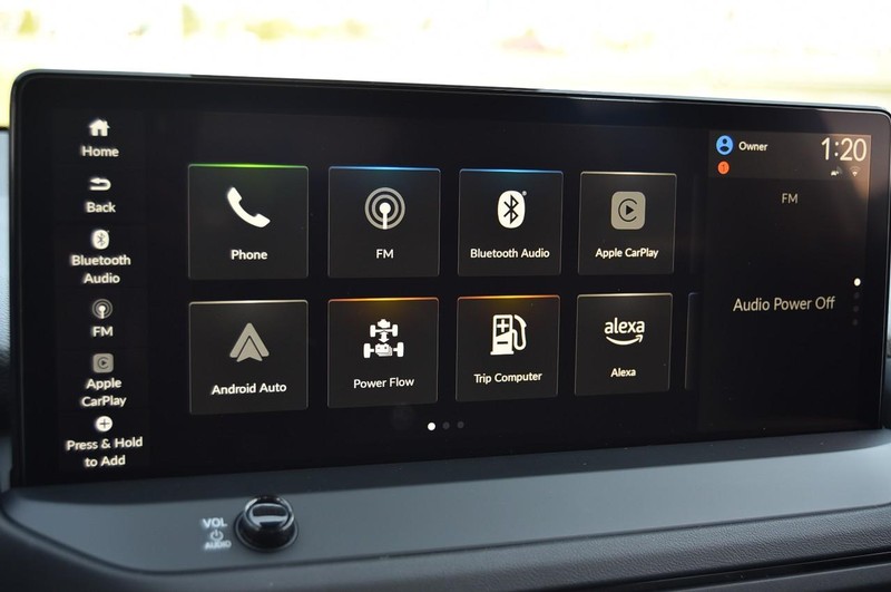 Honda Accord Hybrid Vehicle Full-screen Gallery Image 15