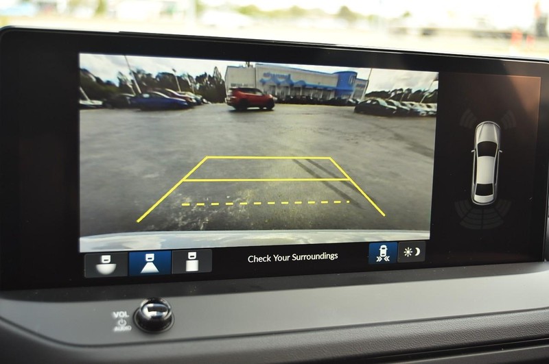 Honda Accord Hybrid Vehicle Full-screen Gallery Image 13