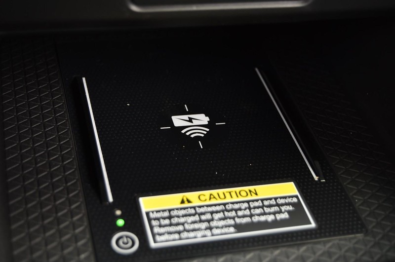 Honda Accord Hybrid Vehicle Full-screen Gallery Image 18