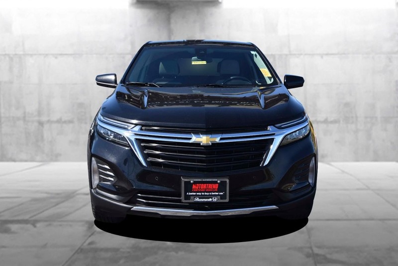 Chevrolet Equinox Vehicle Full-screen Gallery Image 4