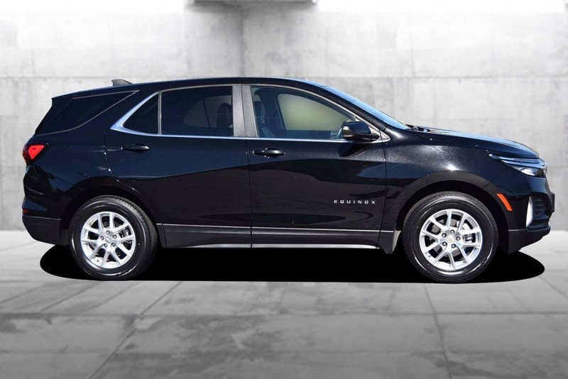 Chevrolet Equinox Vehicle Full-screen Gallery Image 5