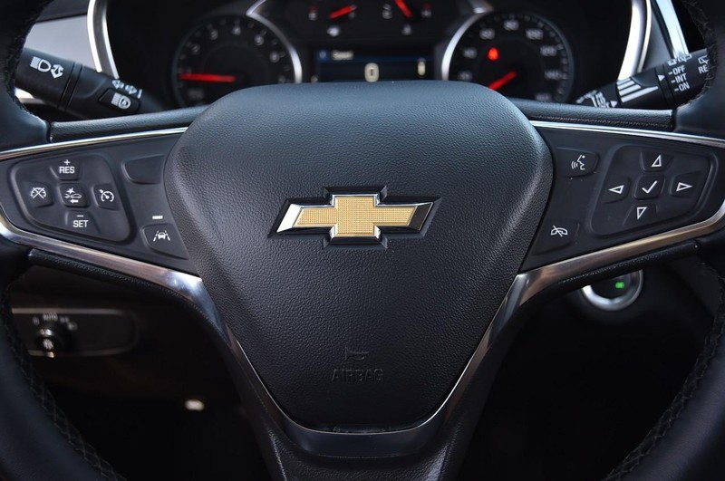 Chevrolet Equinox Vehicle Full-screen Gallery Image 19