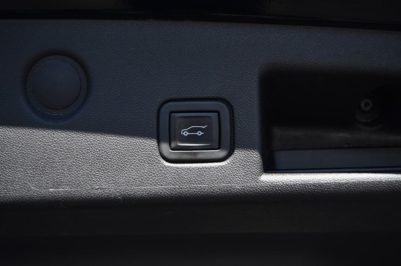 Chevrolet Equinox Vehicle Full-screen Gallery Image 26