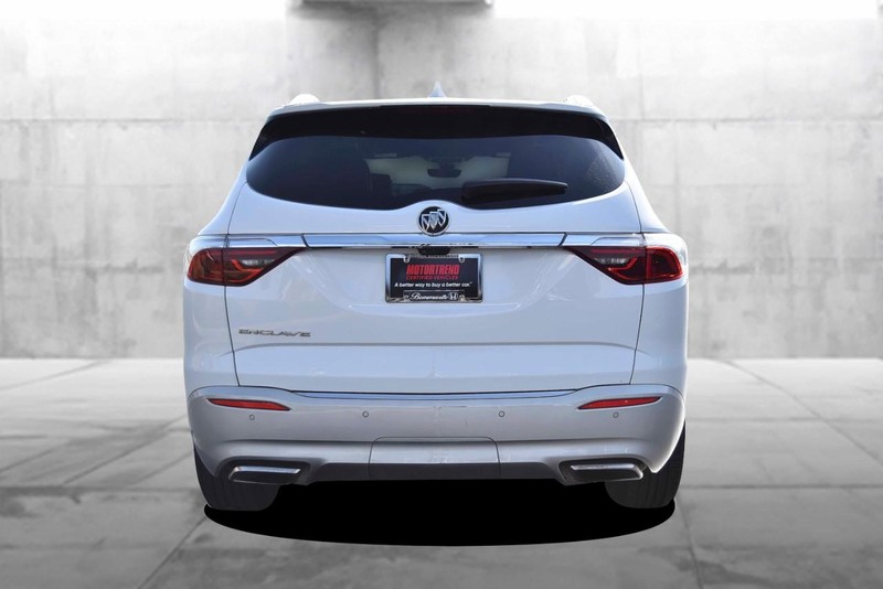 Buick Enclave Vehicle Full-screen Gallery Image 6
