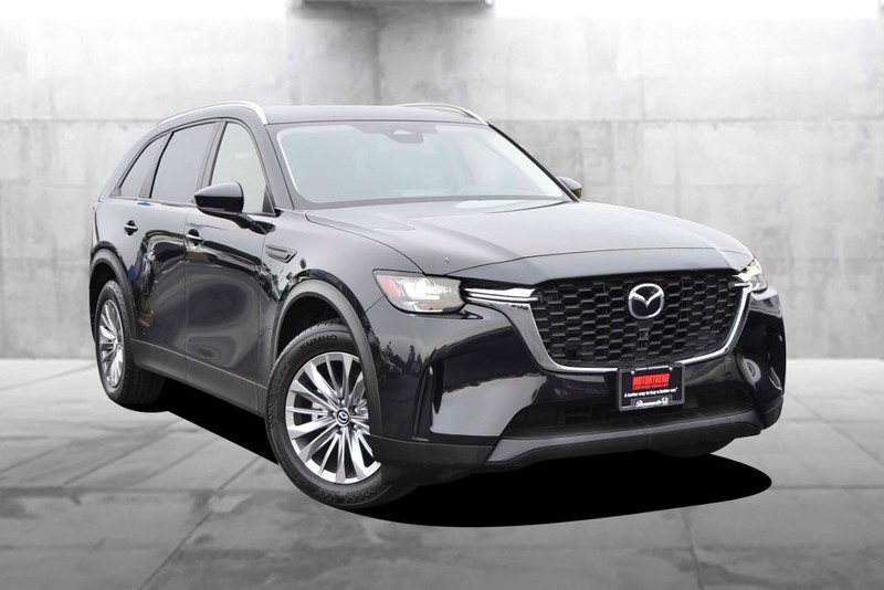 Mazda CX-90 Vehicle Image 02