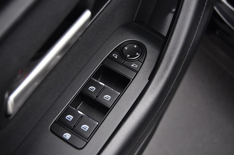 Mazda CX-90 Vehicle Image 08