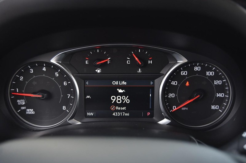 GMC Terrain Vehicle Full-screen Gallery Image 12