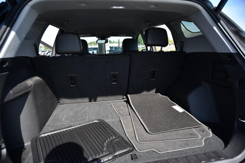 GMC Terrain Vehicle Full-screen Gallery Image 26