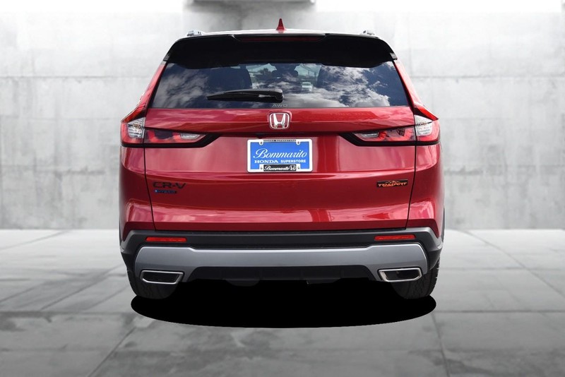 Honda CR-V Hybrid Vehicle Full-screen Gallery Image 6