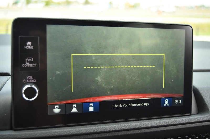 Honda CR-V Hybrid Vehicle Full-screen Gallery Image 14