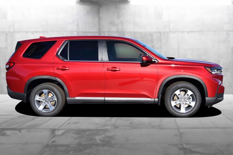 Honda Pilot Vehicle Full-screen Gallery Image 5