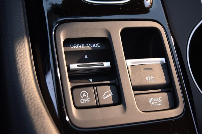 Honda Pilot Vehicle Full-screen Gallery Image 20