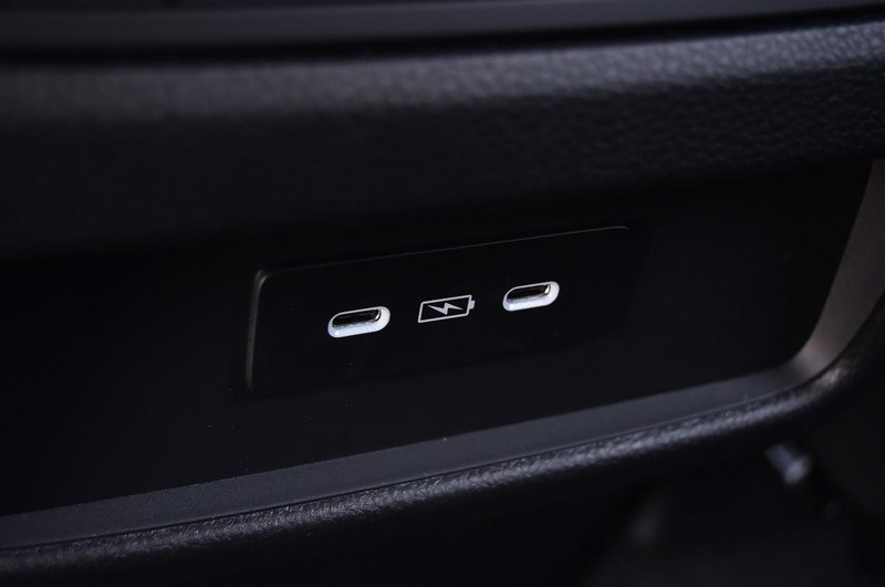 Honda Pilot Vehicle Full-screen Gallery Image 26