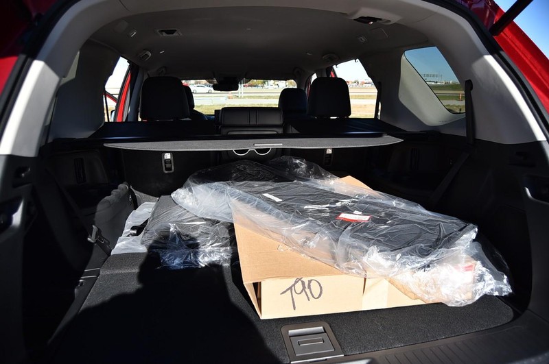 Honda Pilot Vehicle Full-screen Gallery Image 27