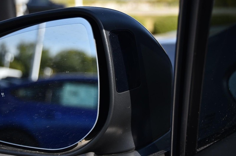 Subaru Ascent Vehicle Image 11