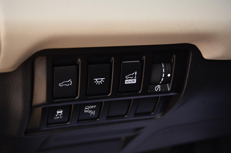 Subaru Ascent Vehicle Image 13