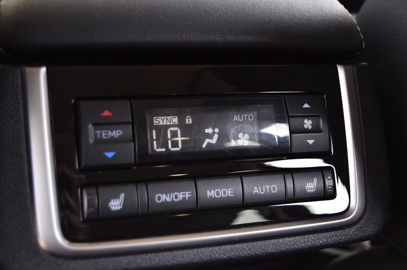 Subaru Ascent Vehicle Image 27