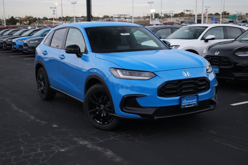 Honda HR-V Vehicle Full-screen Gallery Image 2